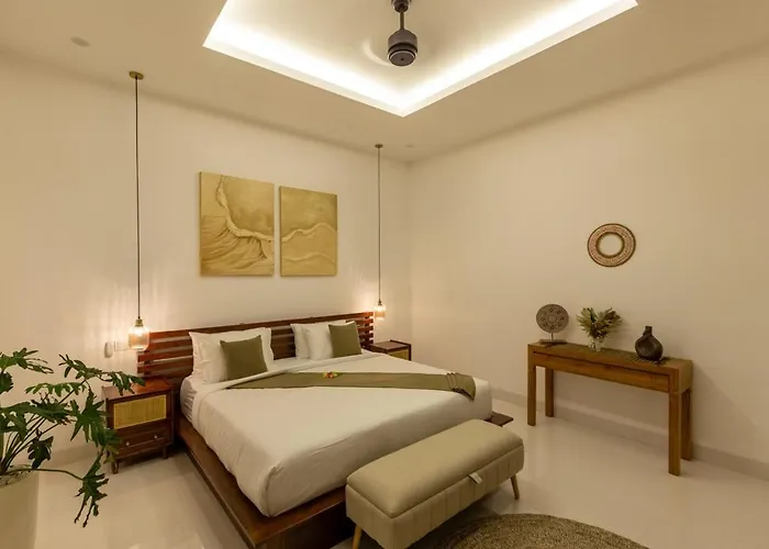 Villa Sunshyne - Modern Luxury 2br With Pool, Steps To The